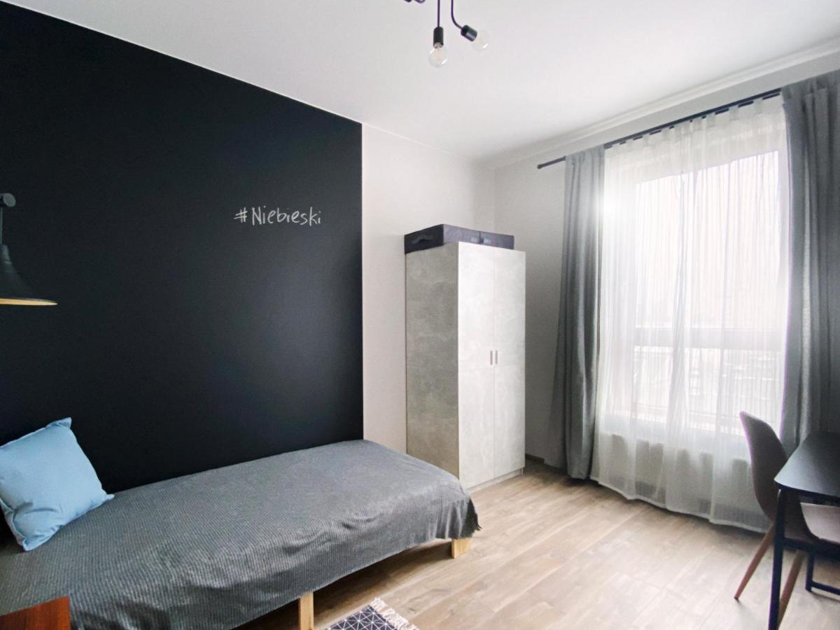 3 Kolory - Pokoje W Mieszkaniu Wspoldzielonym Warszawa Exteriör bild